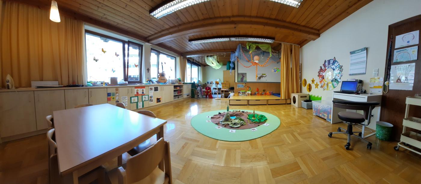 Theaterzimmer Panoramabild