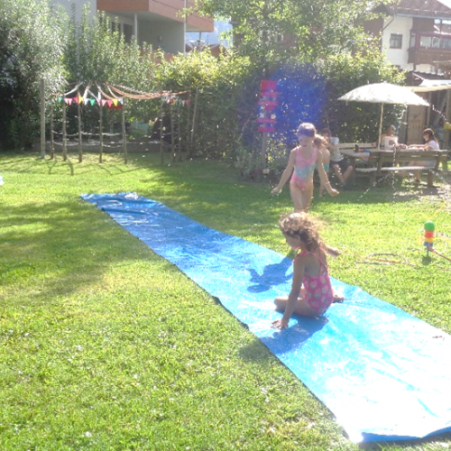Wasserspiele im Garten